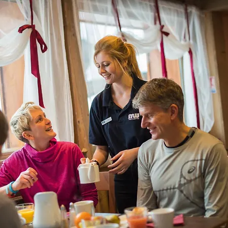 L'ecrin Отель *